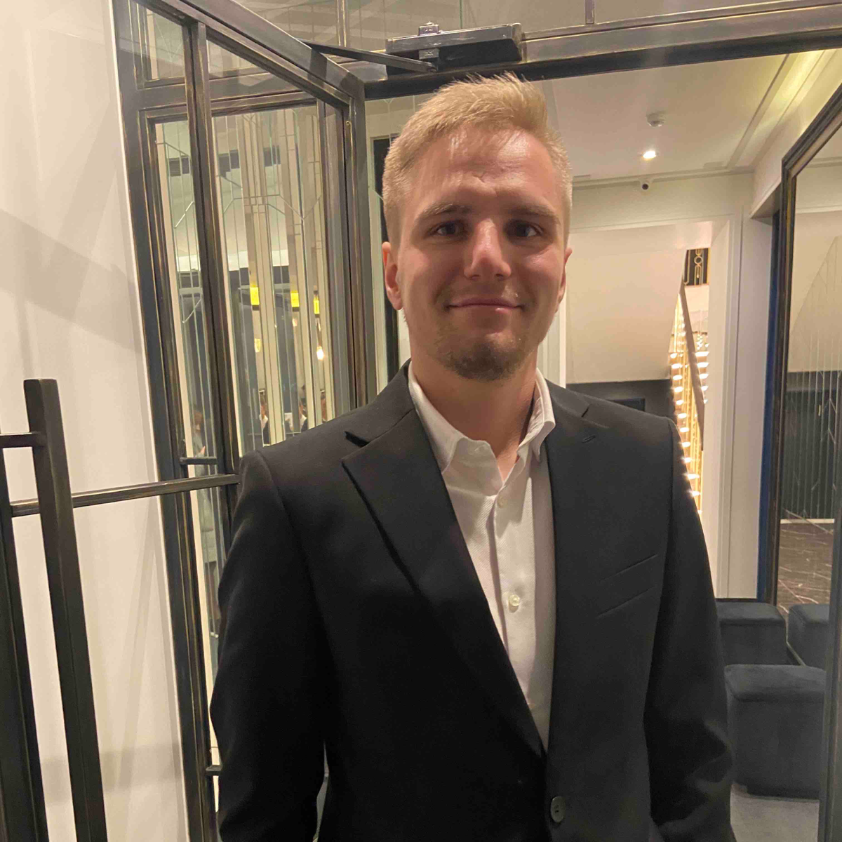 Владислав Шантарин | Сетка — социальная сеть от hh.ru