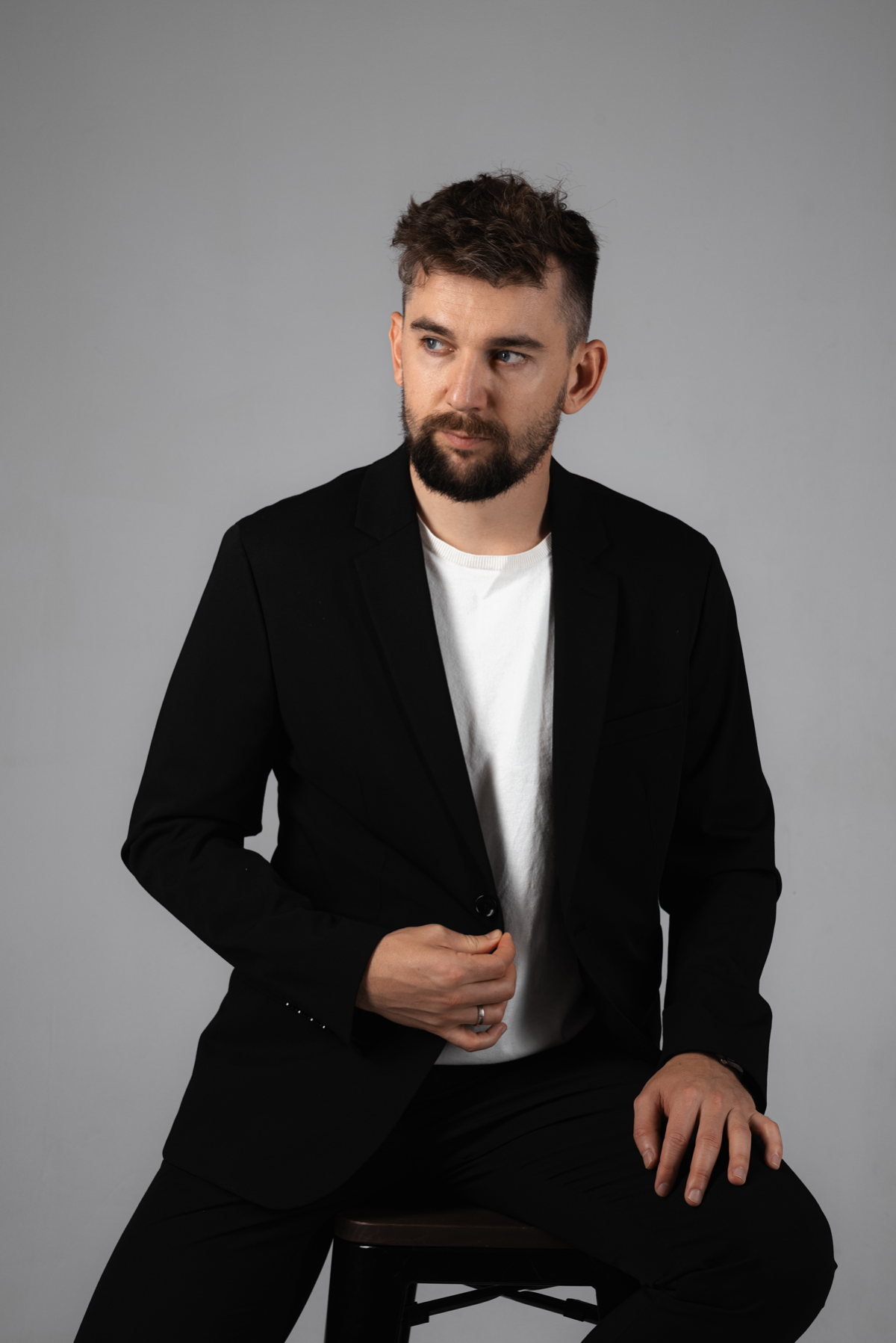 ПОСТ ЗНАКОМСТВА
Привет! Меня зовут Илья Спирин, я предприниматель с 7-летним опытом и прошел путь от 0 до 1 000 000 в месяц.
Сейчас основной мой бизнес - это Центр Поддержки Призывников «Военник | Сетка — социальная сеть от hh.ru