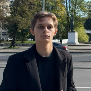 Максим Чумаченко