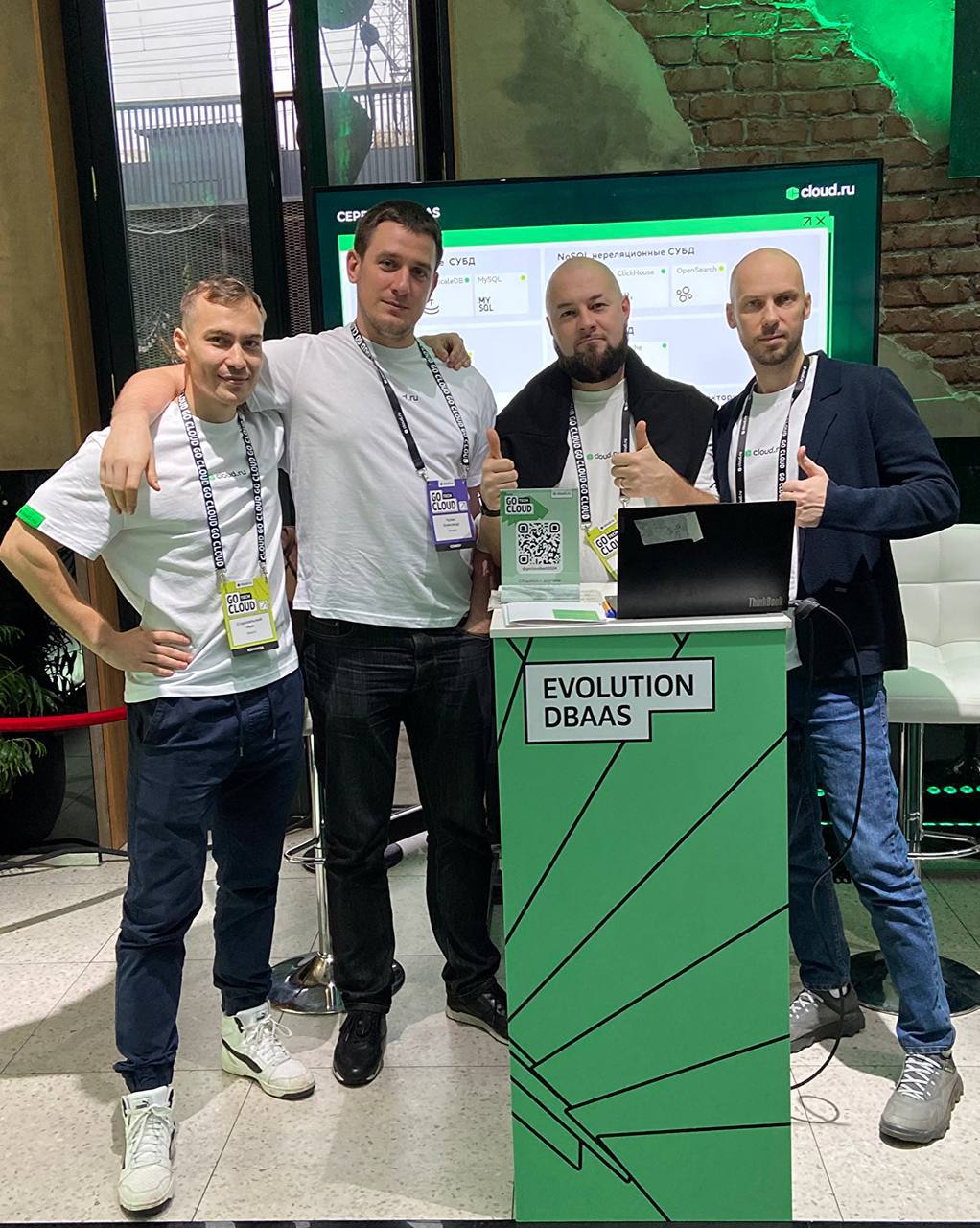 Делимся атмосферой с GoCloud Tech 🔥
Подключиться к онлайн-трансляции можно по регистрации тут. | Сетка — социальная сеть от hh.ru