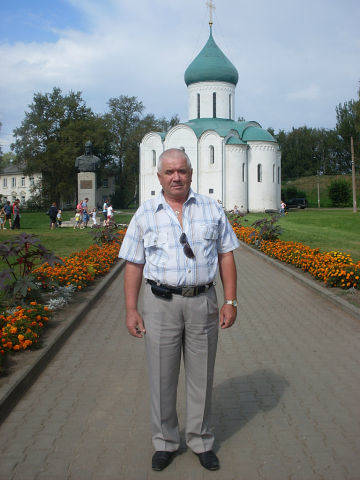 Александр Некрасов