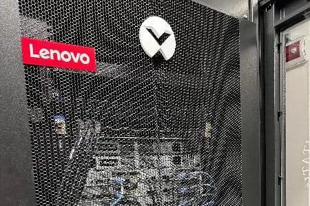 Lenovo установила крупнейший университетский суперкомпьютер в Италии
Lenovo установила новый кластер в дата-центре Пизанского университета, сделав HPC-платформу UniPi крупнейшей среди университетских ... | Сетка — социальная сеть от hh.ru