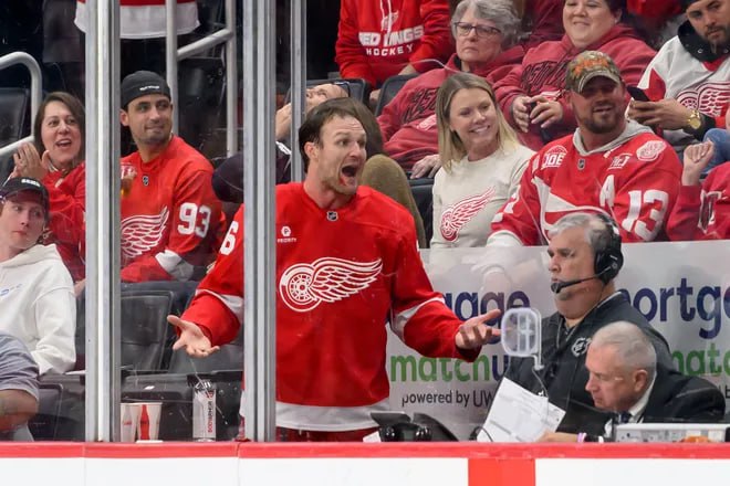 Матч 🚘 и 👹 оказался богат на красивые фотографии
Его же фото в предыдущем посте.
Фото: David Guralnick, Detroit News
#нхл #nhl #Детройт #НьюДжерси
⤵️ Чат | Сетка — социальная сеть от hh.ru