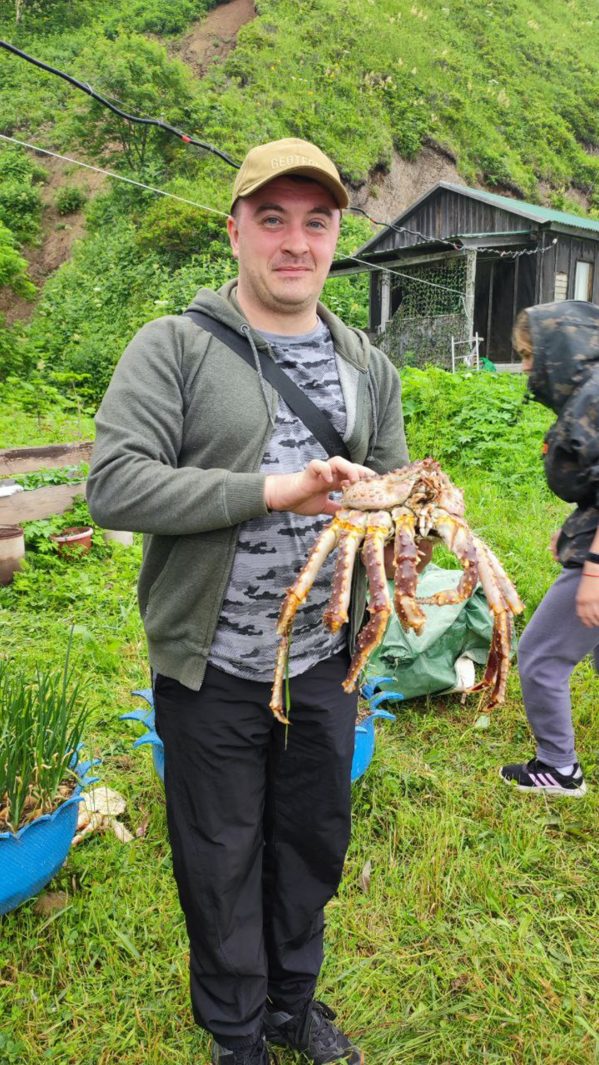 Всем привет!
Меня зовут Сергей, я занимаюсь ростом и развитием продуктов.
Успел поработать над различными крупными продуктами в медиа сфере (онлайн кинотеатры) и prop tech | Сетка — социальная сеть от hh.ru