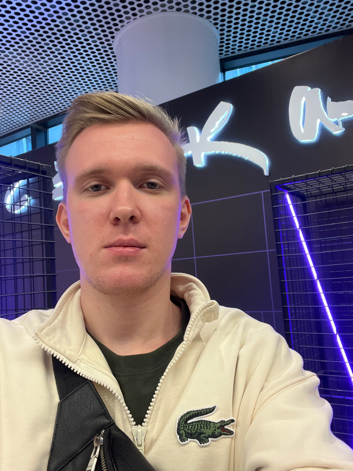 Иван
Head of sales
Rhino digital
Брендинг/веб-дизайн, разработка
Буду рад поболтать про продукты | Сетка — социальная сеть от hh.ru