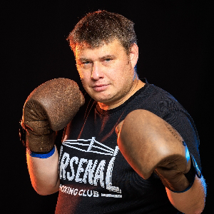 Александр Николаев