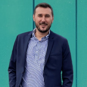 Nikolay Stolbunov | Сетка — социальная сеть от hh.ru