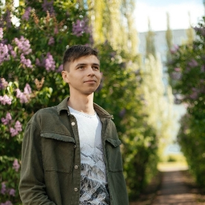 Дмитрий Симонов