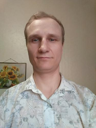 Артем Нявин