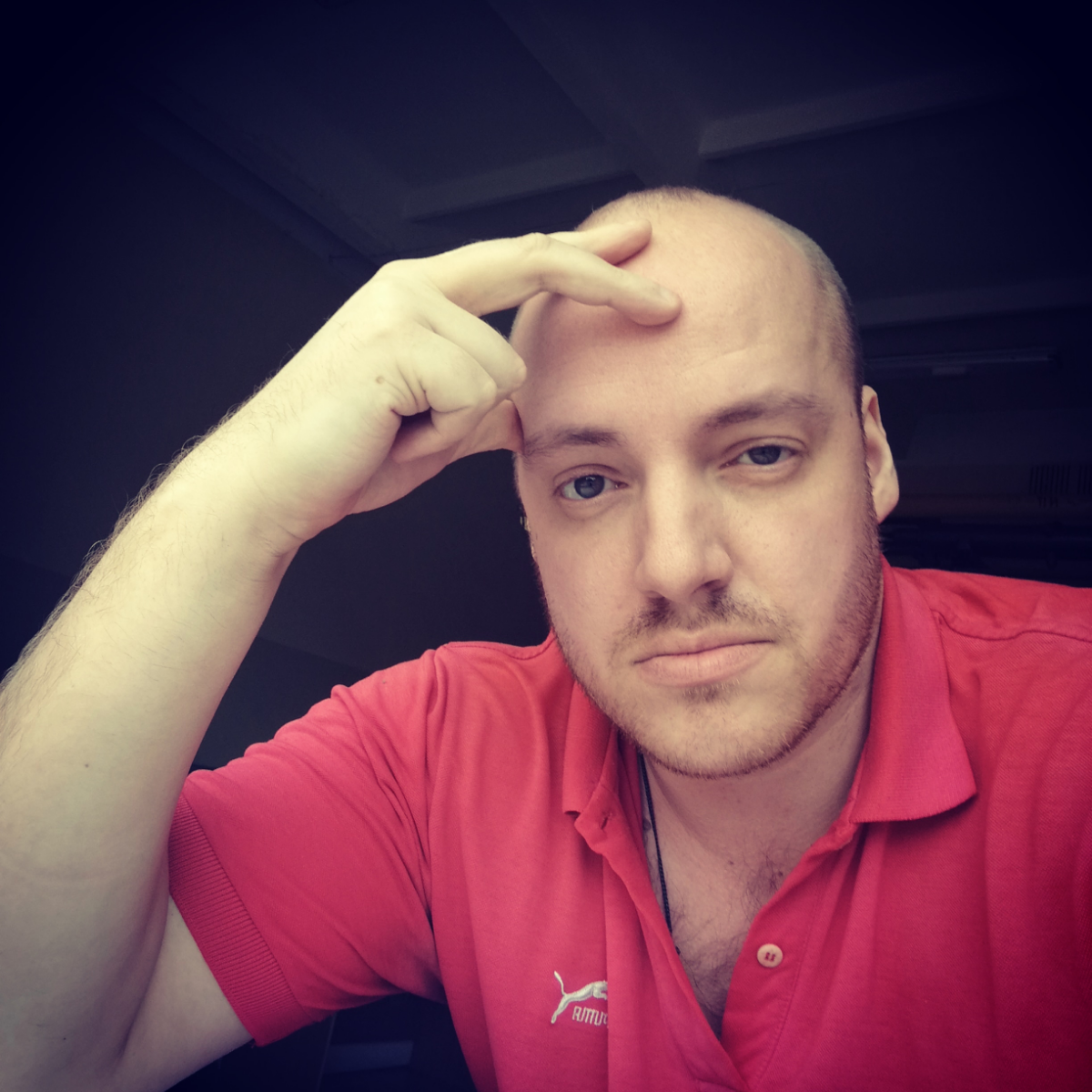 Дмитрий Серяков