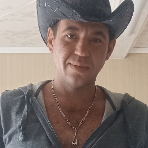 Александр Чумаков