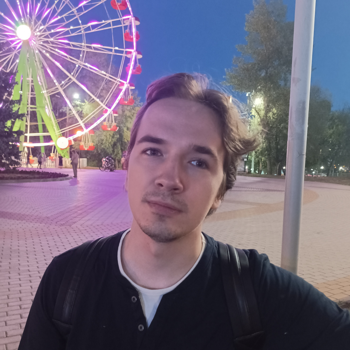 Maxim Nikolaev | Сетка — социальная сеть от hh.ru