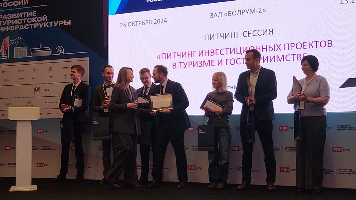 Принял участие в Форуме регионов России 23-25 октября 2024
📍Питч-сессия ГК РОСАТОМ & Банк ДОМ.РФ
📍Питч-сессия Банк ДОМ | Сетка — социальная сеть от hh.ru