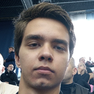 Максим Рощин