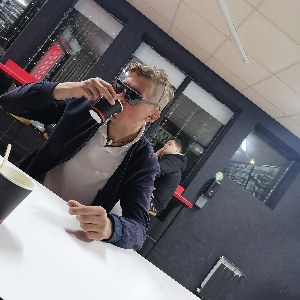 Евгений Макаренко