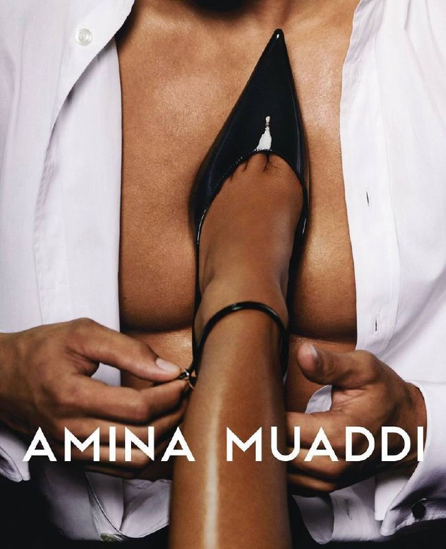 Методичка по правильному поведению в обувном от AMINA MUADDI
Кампейн — вкус! | Сетка — социальная сеть от hh.ru