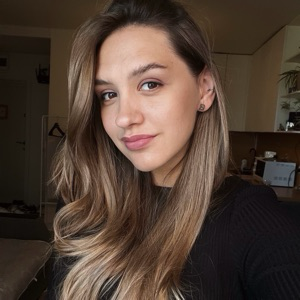 Анастасия Сичкаренко