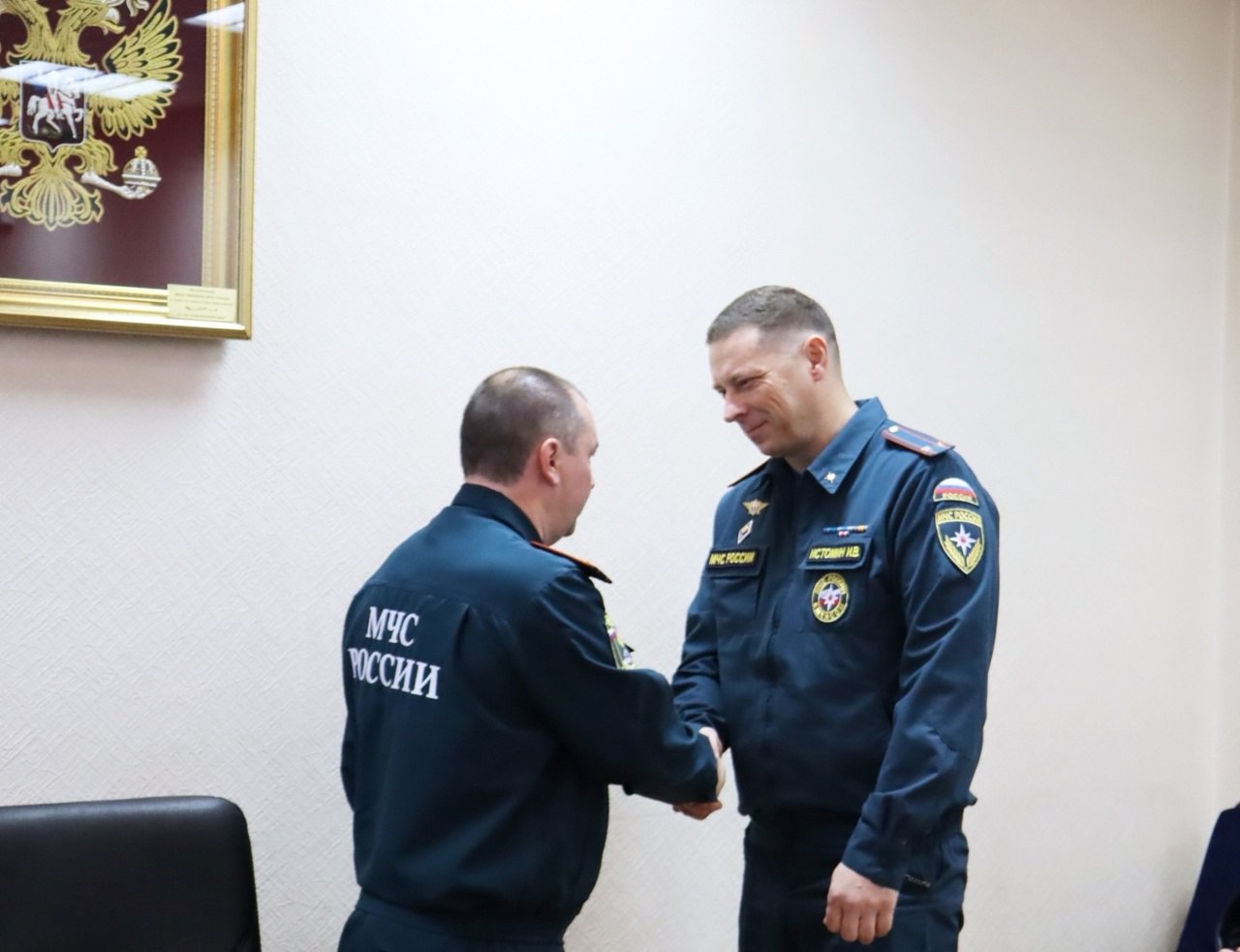 Сотруднику ФГБУ ВНИИПО МЧС России вручена благодарность | Сетка — социальная сеть от hh.ru