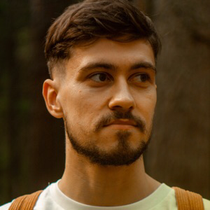 Андрей Коробков