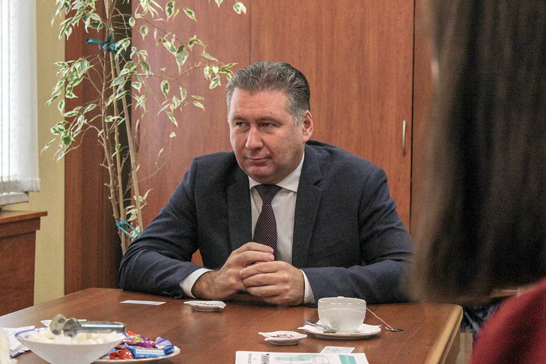 🤝 Навстречу молодым кадрам
Накануне делегация компании «Хавейл», в которую вошли руководитель департамента технического обслуживания оборудования завода Сергей Онуфриев, эксперт по работе со студентам... | Сетка — социальная сеть от hh.ru