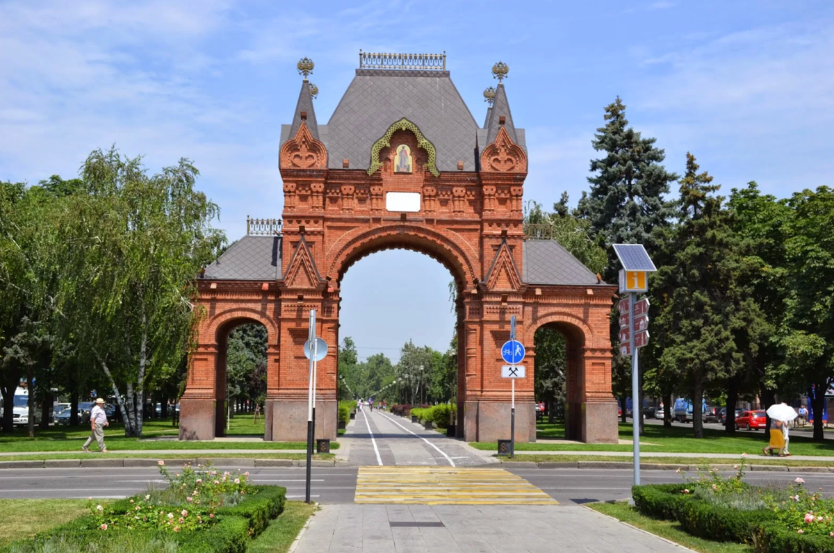 Персональный проект «Постапокалиптический Краснодар» 2 работы уже готовы, в планах еще 3.
Как-то полез в гугл, поискать подобные арты, но не нашел хороших работ | Сетка — социальная сеть от hh.ru