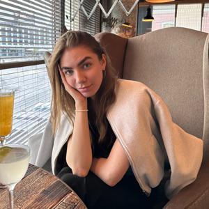 Ангелина Чернышова | Сетка — социальная сеть от hh.ru