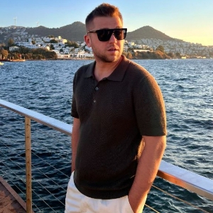 Марк Богатырев | Сетка — социальная сеть от hh.ru