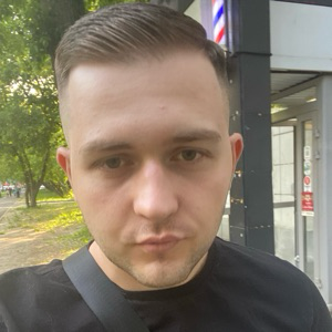 Даниил Сухов