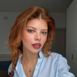 Анжелика Тарасова