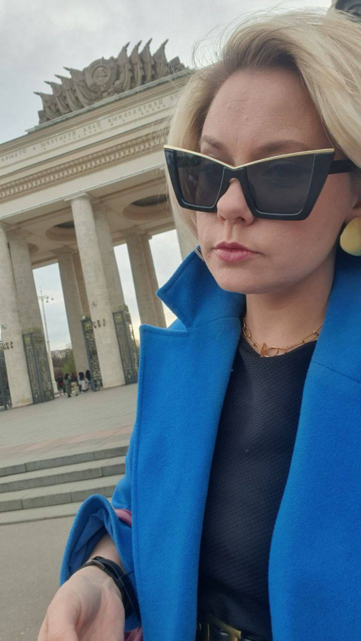 🚫Я устала отказываться от работы из-за нехватки мест в пуле и листе ожидания, разыскивать преподавателей других языков для друзей и близких, и решила создать в 2025 году свою DREAM TEAM 🚀
Я ищу душевн... | Сетка — социальная сеть от hh.ru