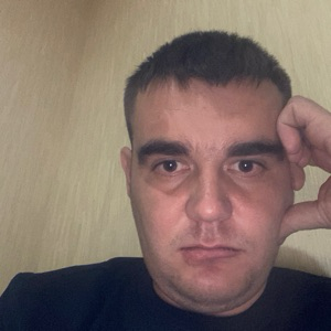 Илья Петров