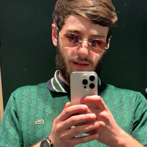 Давид Товмасян | Сетка — социальная сеть от hh.ru