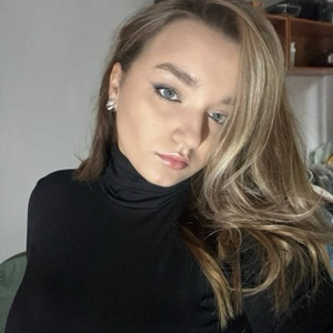 Александра Сапронова