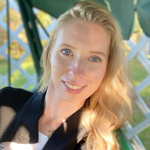 Елена Иванова