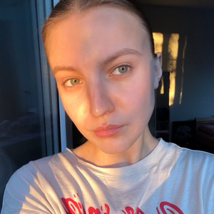 Алёна Комелина