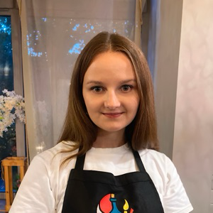 Оля Колясникова