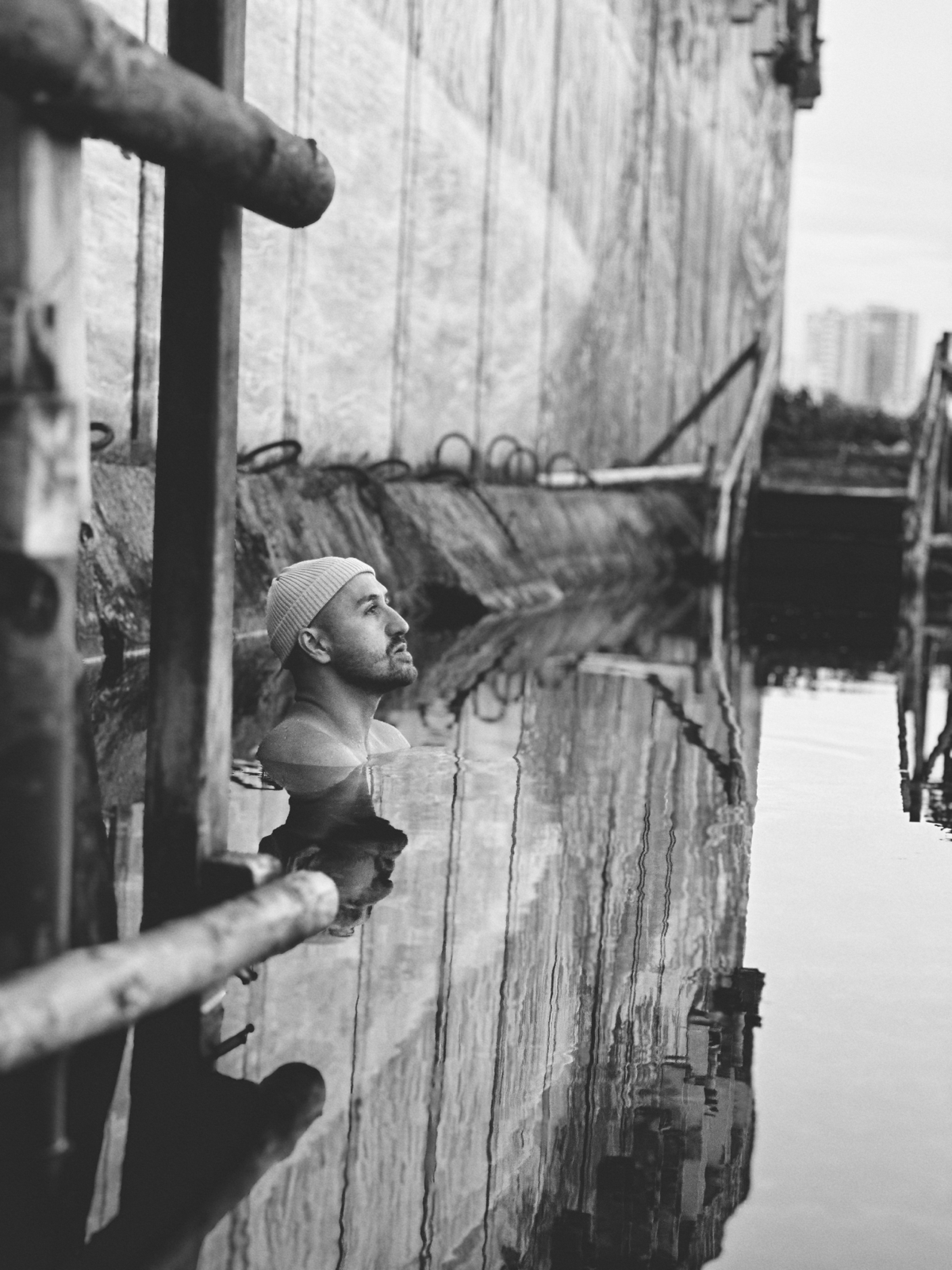 Вот что я люблю, так это охлаждаться. Родник, прорубь или просто вода со льдом. 10-20 мин. Эффект невероятный. | Сетка — социальная сеть от hh.ru