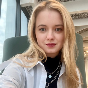 Ангелина Лазебная | Сетка — социальная сеть от hh.ru