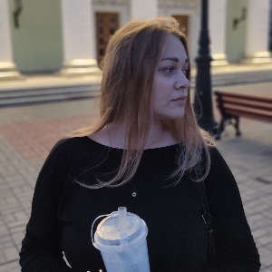 Анна Утарова