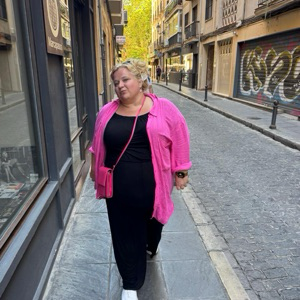 Оксана Гончарова | Сетка — социальная сеть от hh.ru