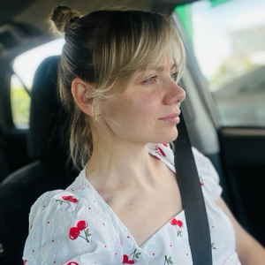 Алина Белая