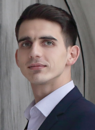 Владимир Максимов