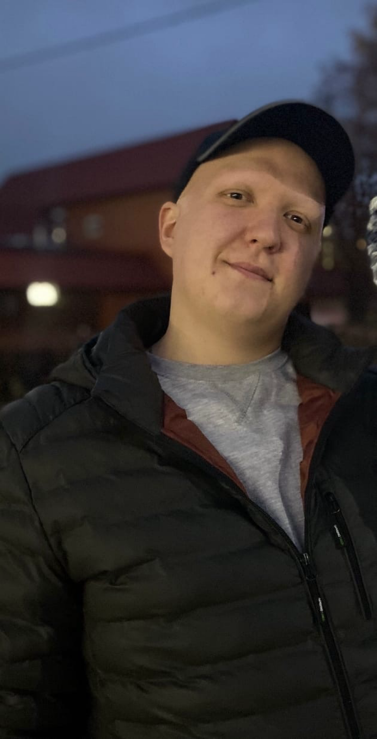 Алексей Галушкин