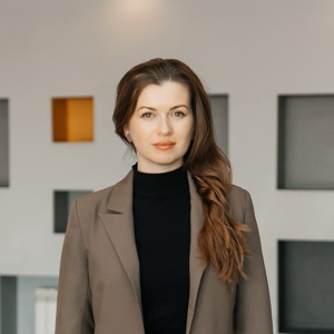 Дарина Исенова