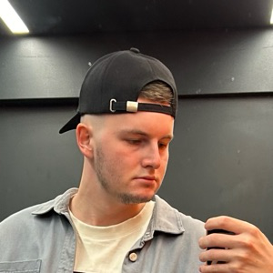 Иван Веб | Сетка — социальная сеть от hh.ru