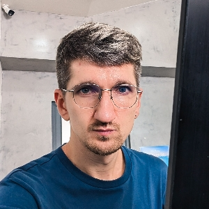 Михаил Лебедев