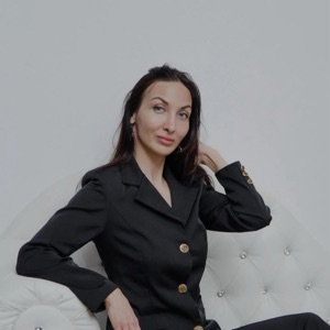 Юлия Муратова