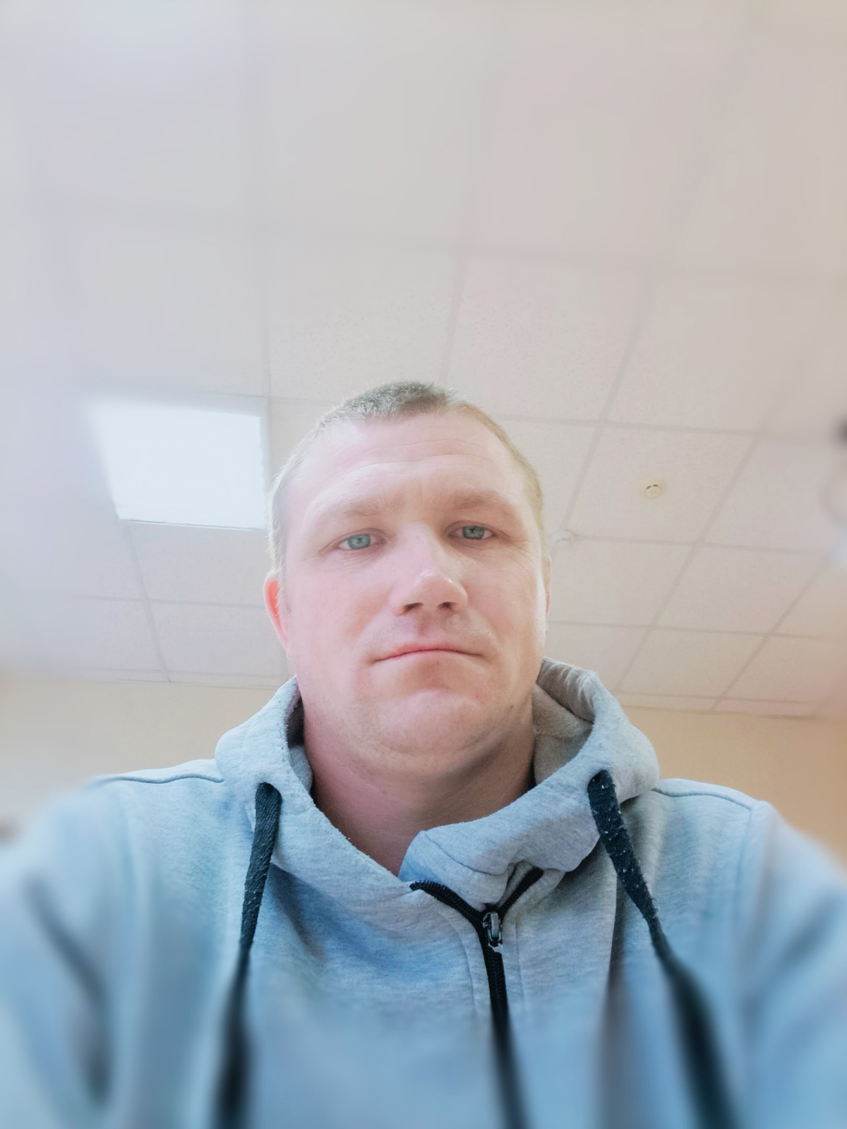 Иван Иванов
