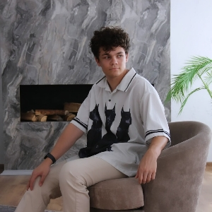 Руслан Алиев