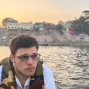 Даниил Белоконь